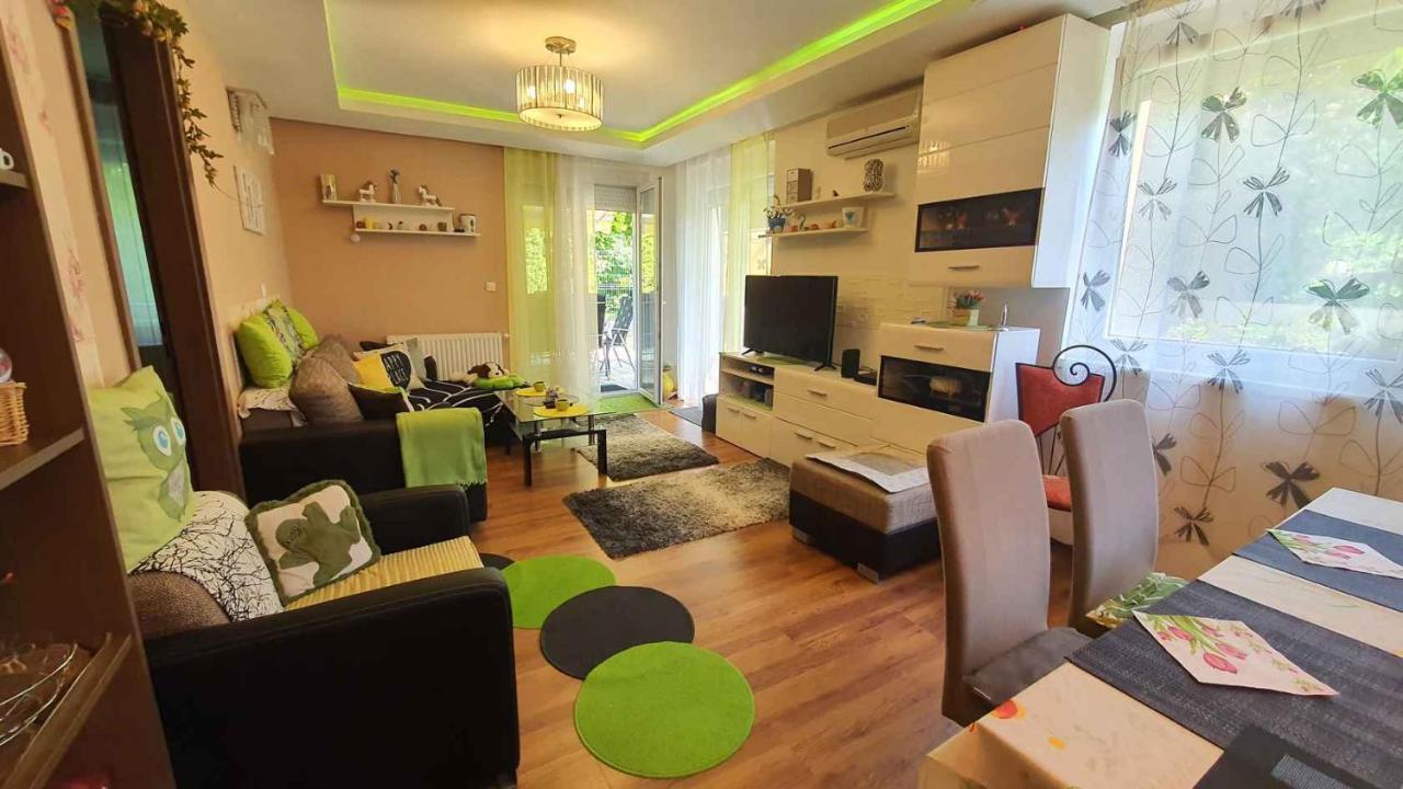 Zoeldlomb Apartman Siófok Zewnętrze zdjęcie